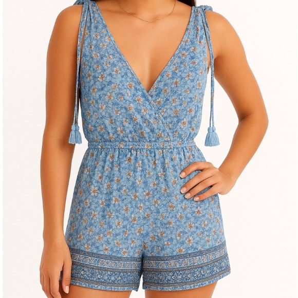 BeBop Sky Blue Floral Romper size xSmall - Picture 1 of 7